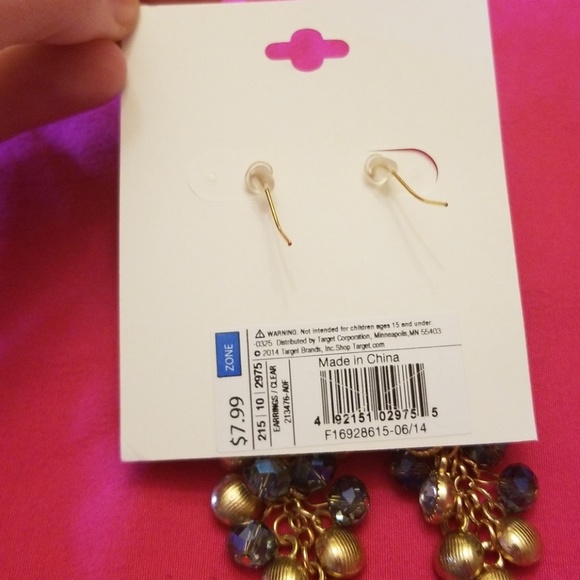 Dangle earrings - Picture 3 of 3